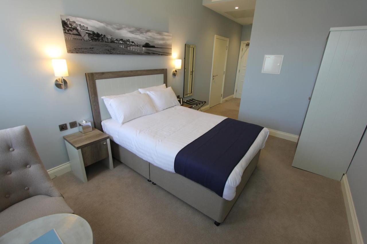 ברודסטיירס Yarrow Hotel מראה חיצוני תמונה