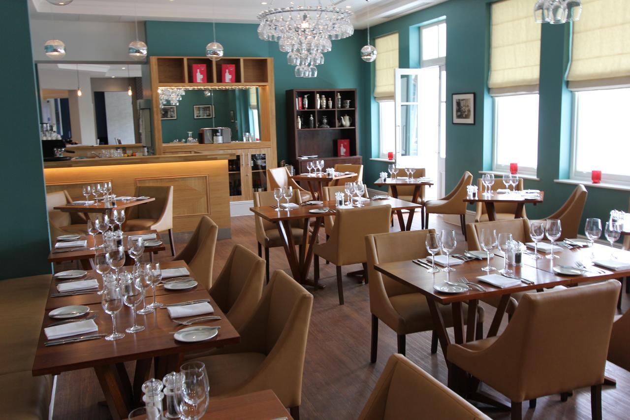 ברודסטיירס Yarrow Hotel מראה חיצוני תמונה